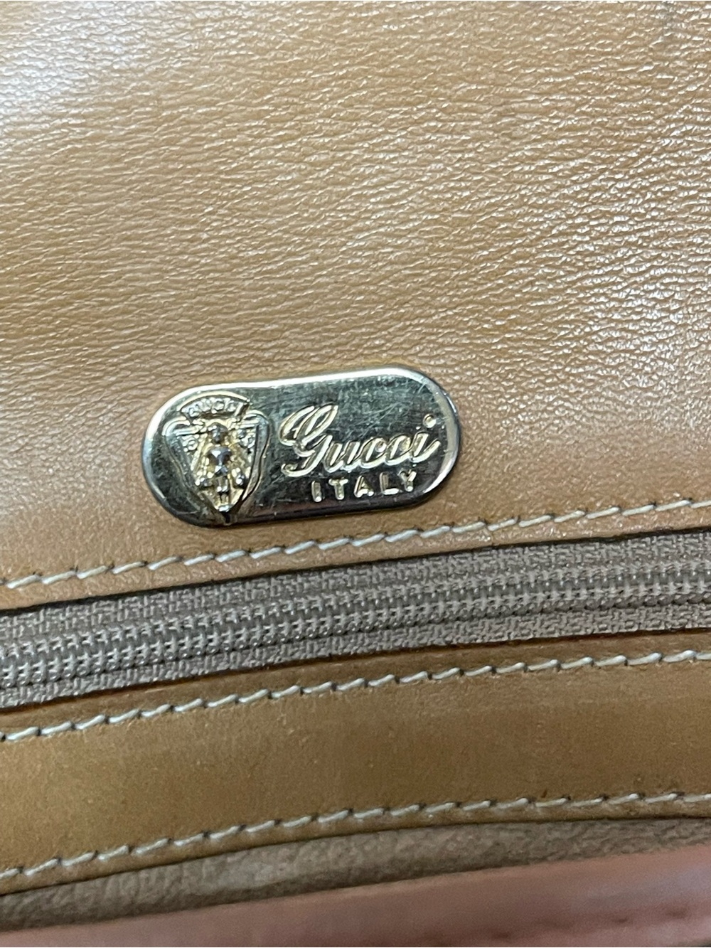 Authentic Gucci vintage micro GG crossbody bag - Picture 12 of 13